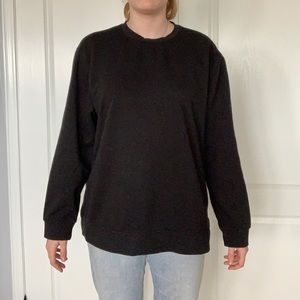 Black over sized crew neck sweatshirt